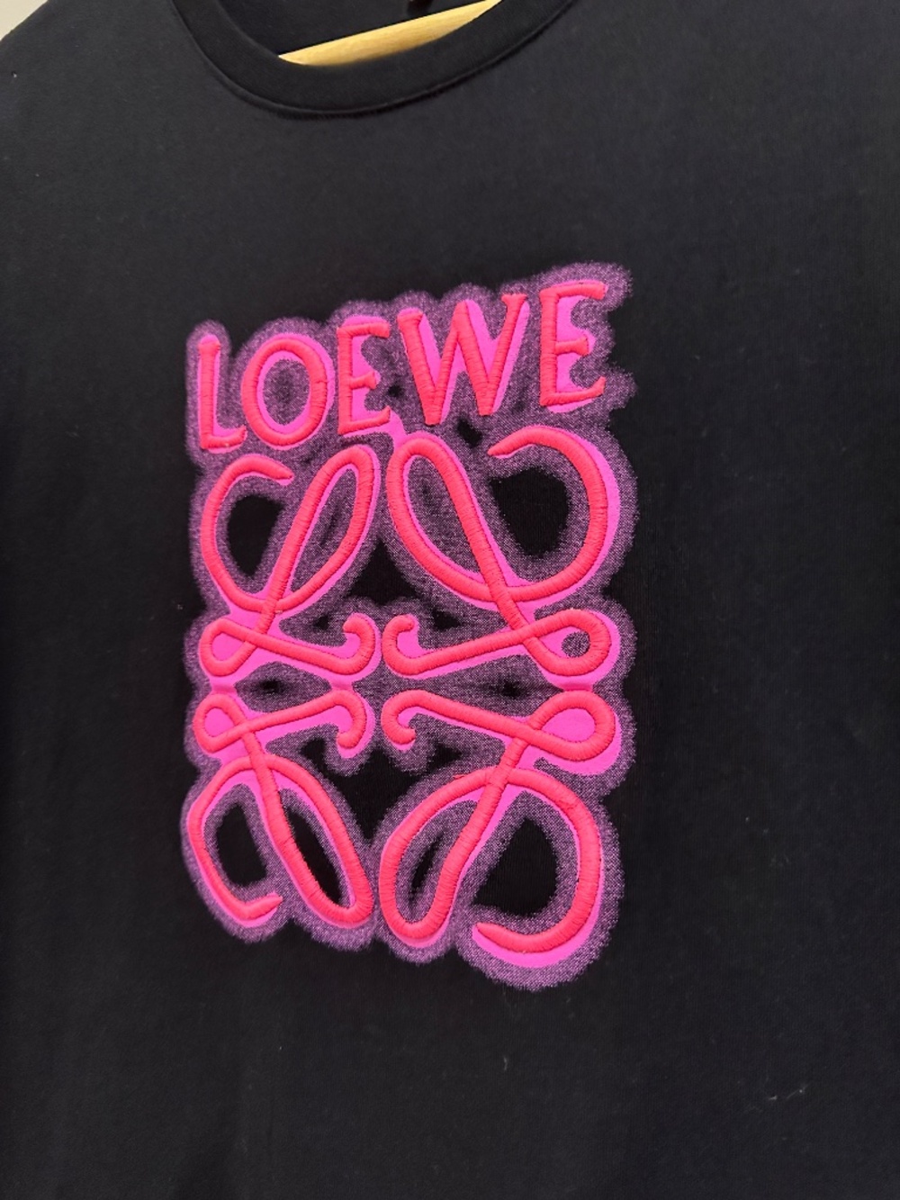 Loewe Black Neon Anagram Cotton Crew Neck Tee T-shirt Size S - Picture 3 of 6